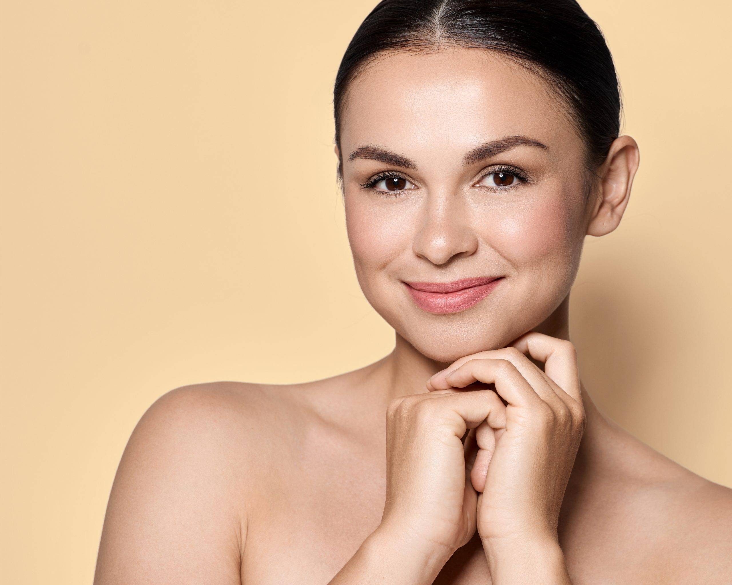 Natural Botox results – smooth forehead and reduced crow's feet on fair skin